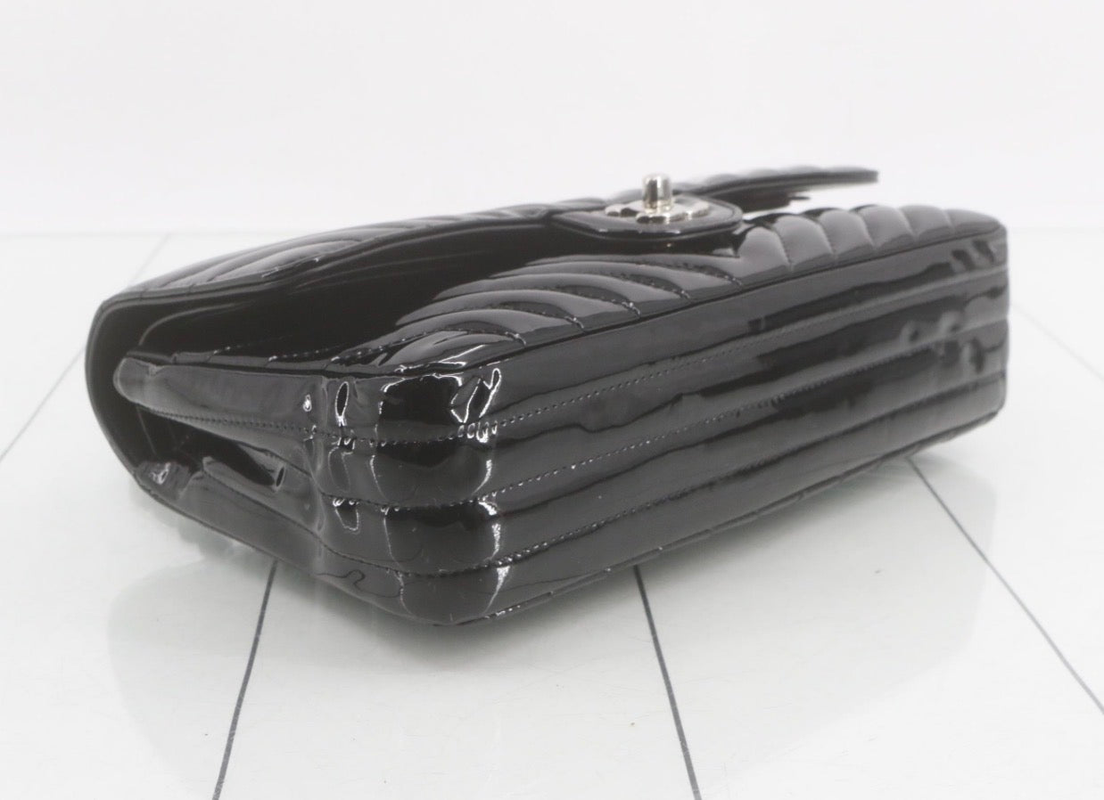 Chanel Chevron Matelassé Classic Flap Bag — Black Patent Leather / Silver Hardware