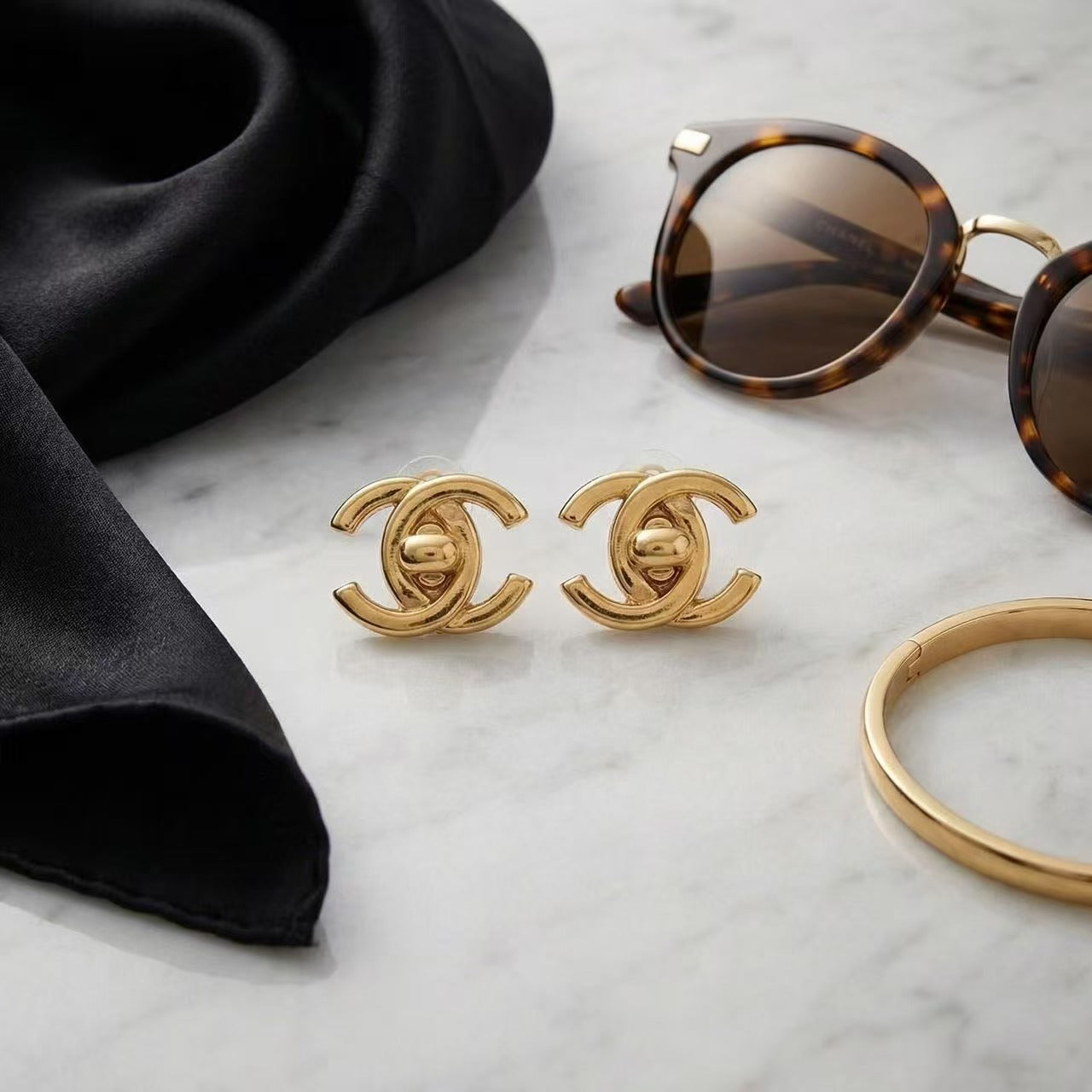 Vintage Chanel CC Turn-Lock Clip Earrings 96P