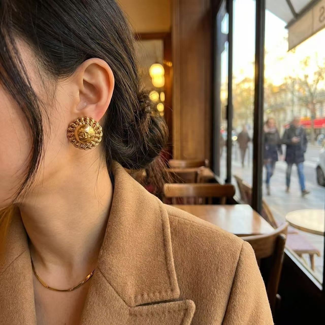 Vintage Chanel Chain Border Dome CC Earrings 05P