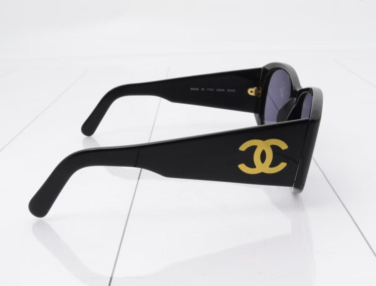 Vintage Chanel CC Logo Black Sunglasses 　chanel-sunglasses