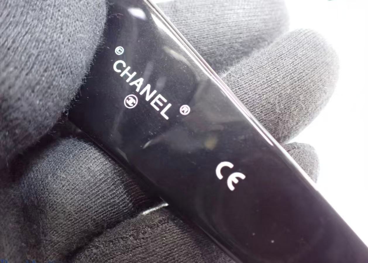Vintage Chanel CC Logo Black Sunglasses 　chanel-sunglasses
